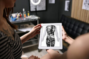 Hình Xăm Mệnh Thủy: Bí Quyết Thu Hút May Mắn và Tài Lộc tks tattoo tu van ho tro khach hang lien he