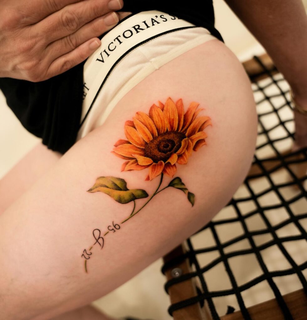 99+ Hình Xăm Bông Hoa Mini Đẹp – Xu Hướng Nghệ Thuật & Ý Nghĩa Sâu Sắc 2025 335887568 882938333004865 1339695188369395620 n