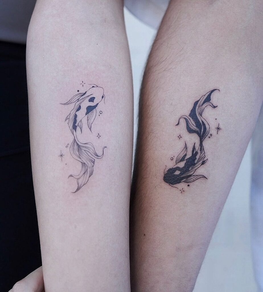 Hình Xăm Mệnh Thủy: Bí Quyết Thu Hút May Mắn và Tài Lộc 395418156 298694742931443 8930169977792676270 n