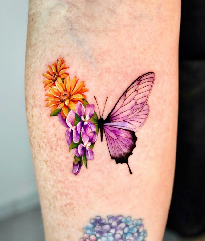 99+ Hình Xăm Bông Hoa Mini Đẹp – Xu Hướng Nghệ Thuật & Ý Nghĩa Sâu Sắc 2025 428898248 1839752756474676 7649421117922919171 n