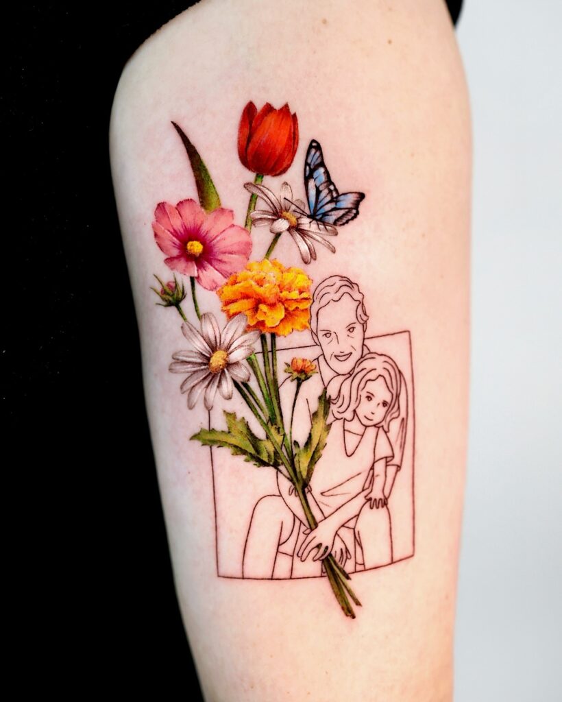 99+ Hình Xăm Bông Hoa Mini Đẹp – Xu Hướng Nghệ Thuật & Ý Nghĩa Sâu Sắc 2025 430449098 931943645001766 6613449550487295524 n