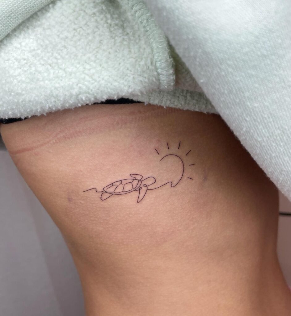 Hình Xăm Mệnh Thủy: Bí Quyết Thu Hút May Mắn và Tài Lộc 434082097 18023296055034281 2557542361008570543 n