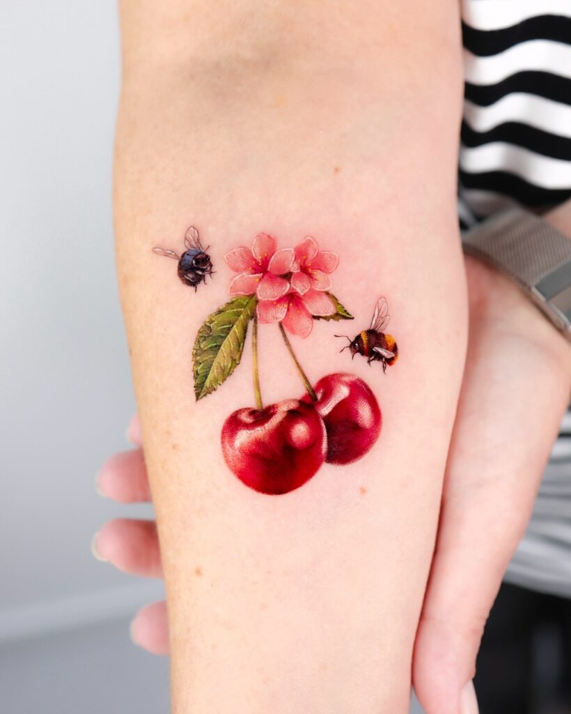 99+ Hình Xăm Bông Hoa Mini Đẹp – Xu Hướng Nghệ Thuật & Ý Nghĩa Sâu Sắc 2025 436516380 7869540746442658 5499726467314440258 n