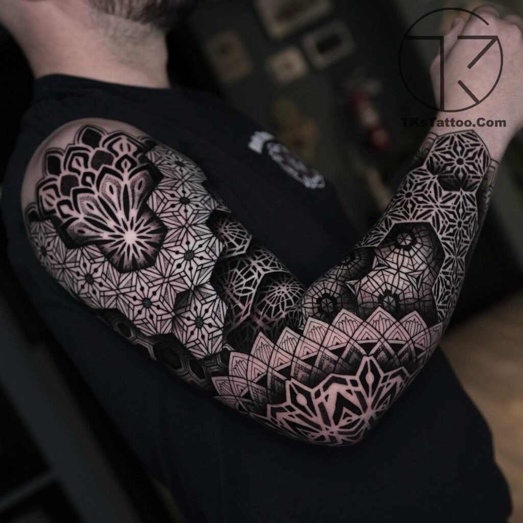 Những Mẫu Hình Xăm Mandala Đẹp & Ấn Tượng 2025 469693523 18472519426002387 1240150036246770881 n