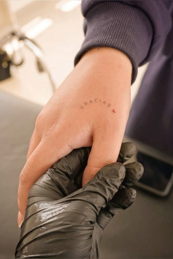 200+ Mẫu Hình Xăm Chữ Đẹp Cho Nữ: Phong Cách, Ý Nghĩa Và Xu Hướng Mới Nhất GRACIAS ❤️Fine line tattoo caligraphy