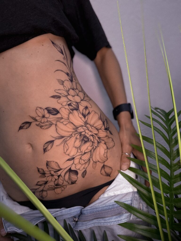 Hình xăm mệnh Mộc – 50+ Mẫu hình xăm phong thủy giúp cân bằng năng lượng và tăng sự tự tin hinh xam menh moc cho nu