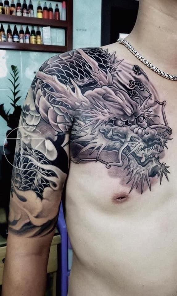 Top Hình Xăm Hợp Tuổi Tý Đẹp, Hút Tài Lộc & May Mắn Nhất 2026 | TKs Tattoo hinh xam rong vat vai nhat co